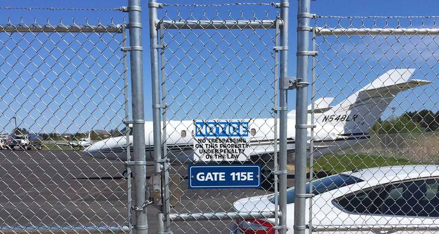 Chain link fence with sharp steel wire at the top for used in the airport.