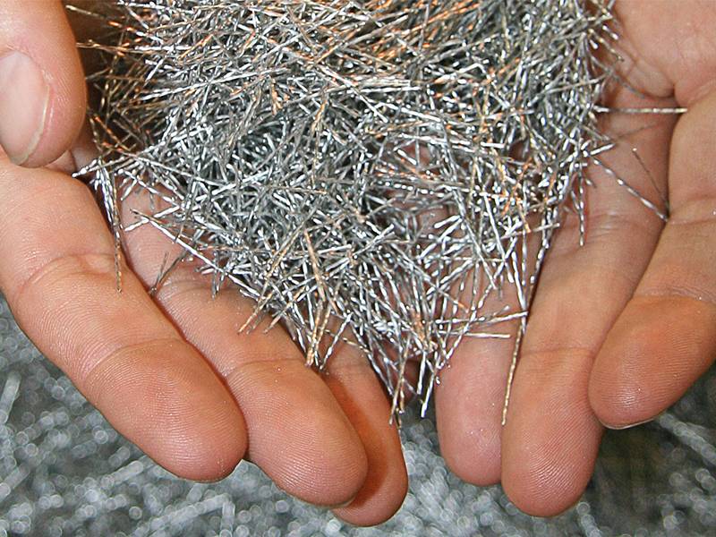 Either Straight or Deformed Steel Fibers Used in Shotcrete or Concrete